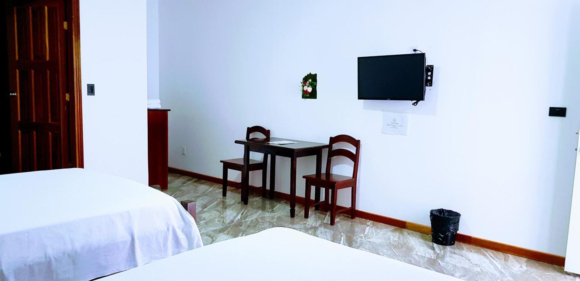 Day And Night Hotel Belmopan Exterior foto