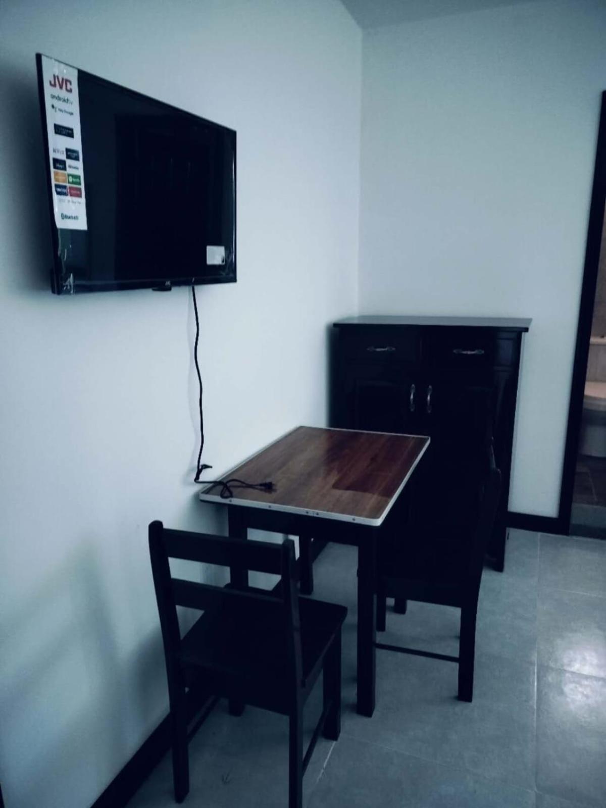 Day And Night Hotel Belmopan Exterior foto